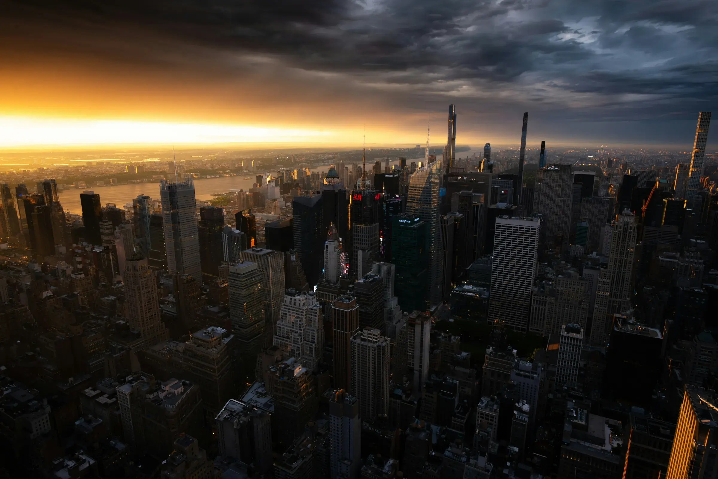 daniel olah ZSUKIcJs_Fk unsplash